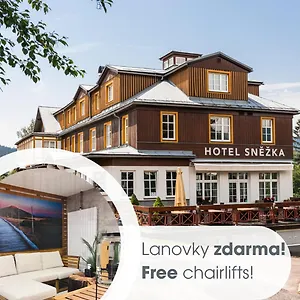 4* Hotel Snezka